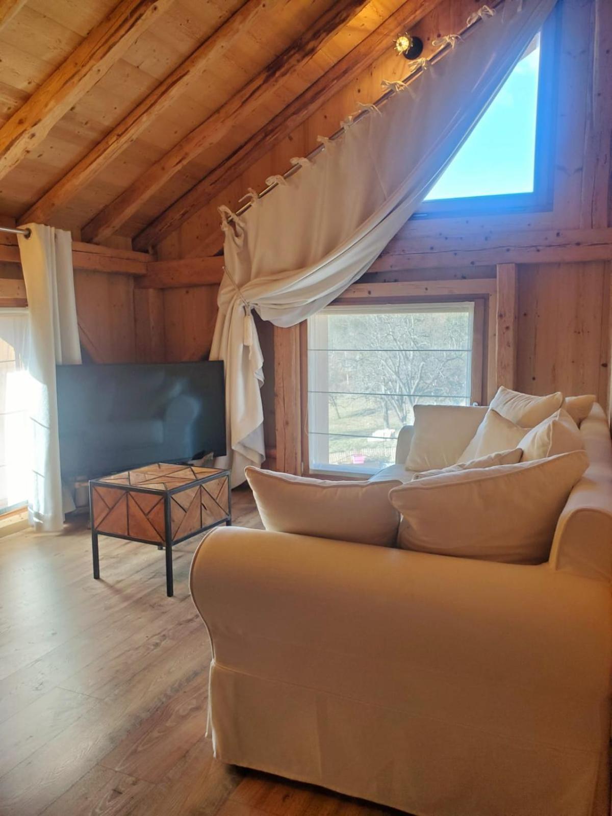 Les Chalets De Ludran Viuz-en-Sallaz Esterno foto